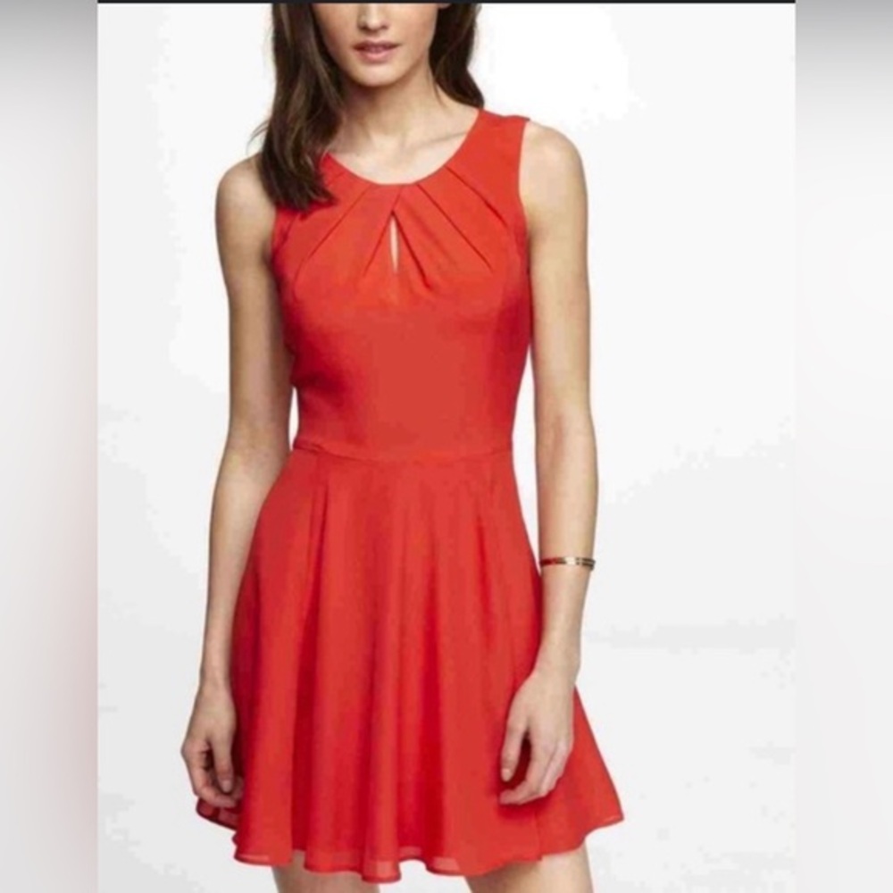 Express Coral Pleated Keyhole Fit &‎ Flare Dress | Size 12